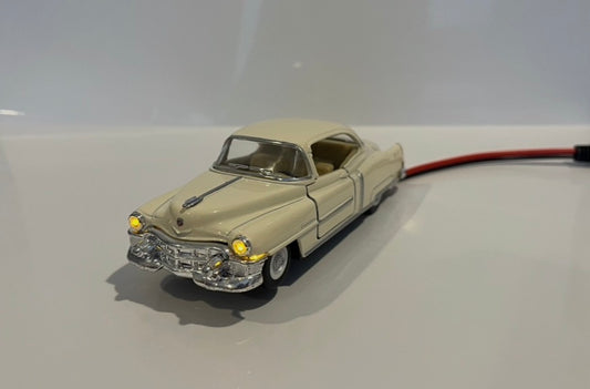 1/43 Scale Eggshell White Cadillac Series 62